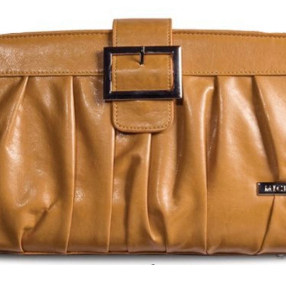 Miche Classic Magnetic Purse Shell in
Vivian Mustard Yellow w/ Ruche & Buckle